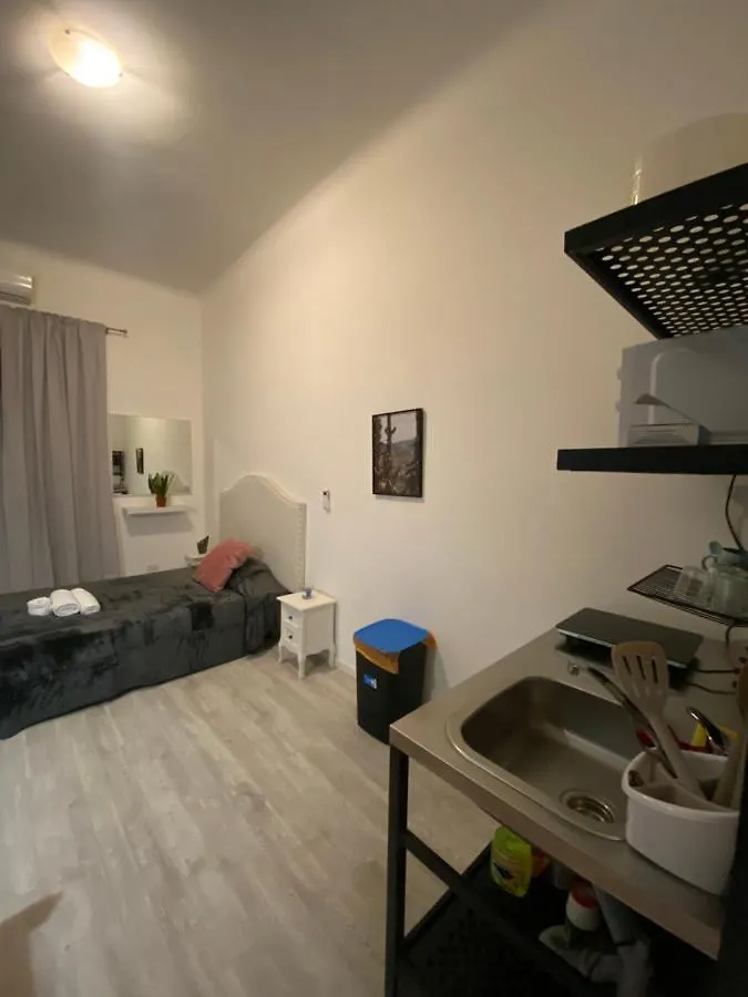 B&B Little Appartaments Rome Italy