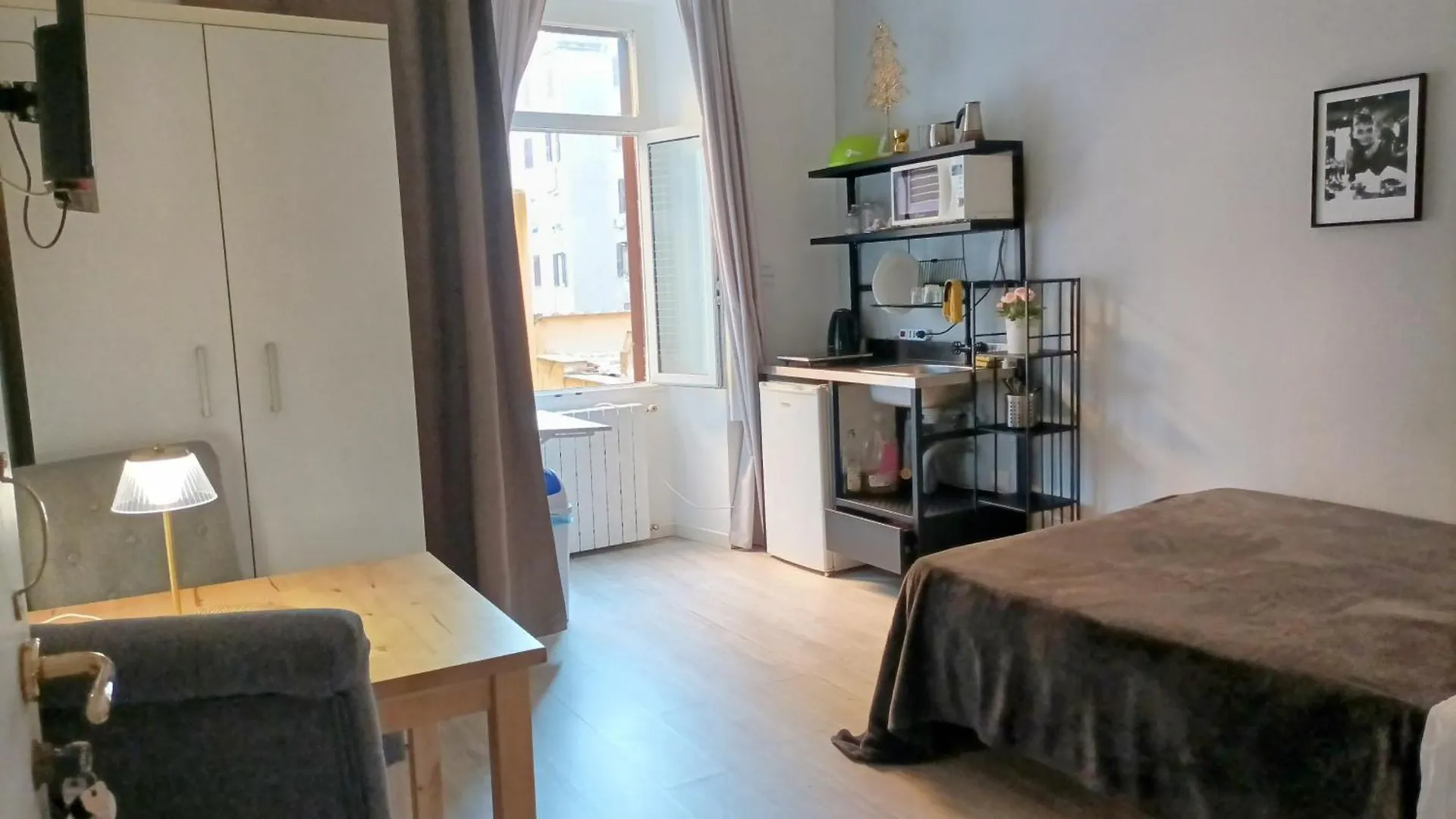 Guest house B&B Little Appartaments Rome